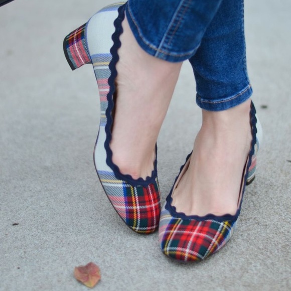J. Crew Shoes - Like New- J Crew- Scalloped Heels in Festive Plaid